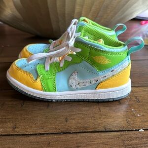 Jordan 1 Mid Se